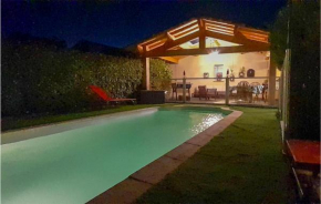 4 Bedroom Pet Friendly Home In Rochefort Du Gard